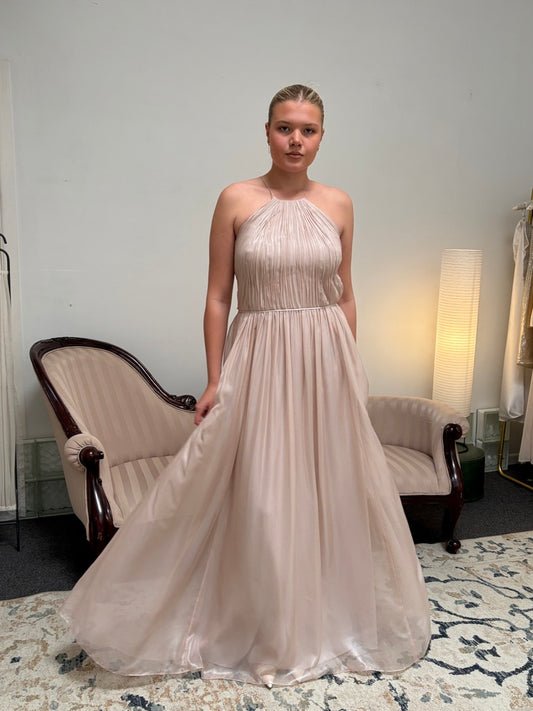 Vera Wang dusty pink shimmery pleated high neck gown