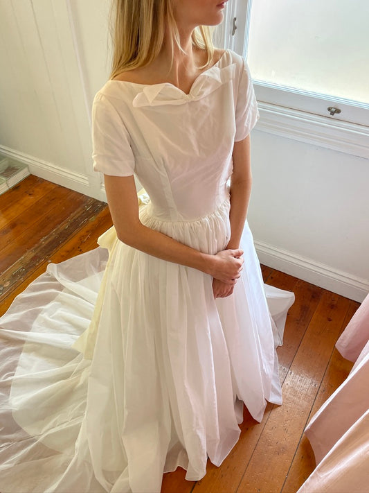Vintage 50s boat neck cupcake wedding gown with bow