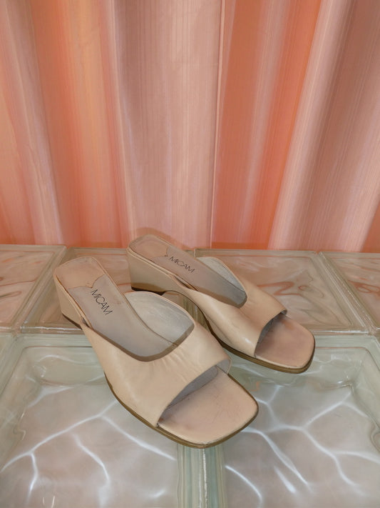 Cream leather square toe mules size 38