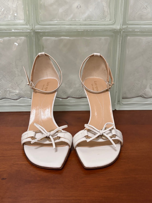 Vintage Kate Spade white leather stiletto heels with bow