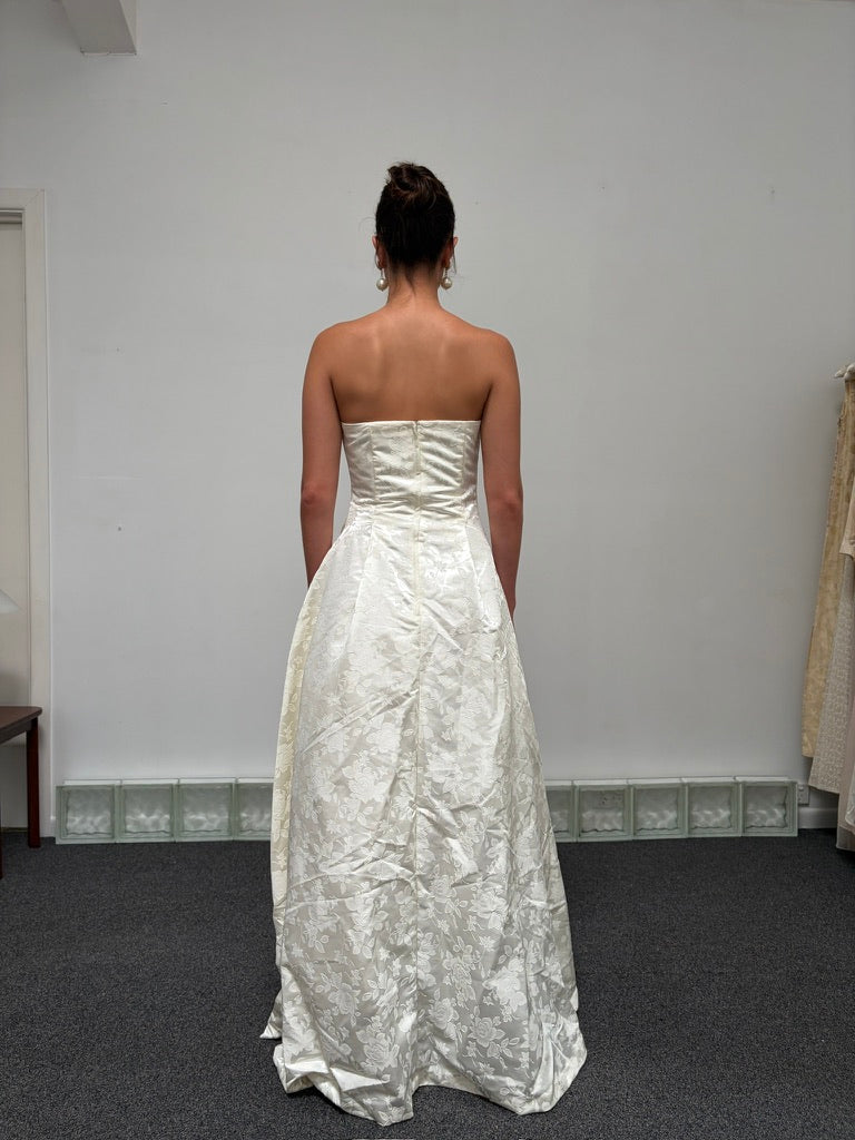 Vintage y2k cream satin strapless brocade wedding gown