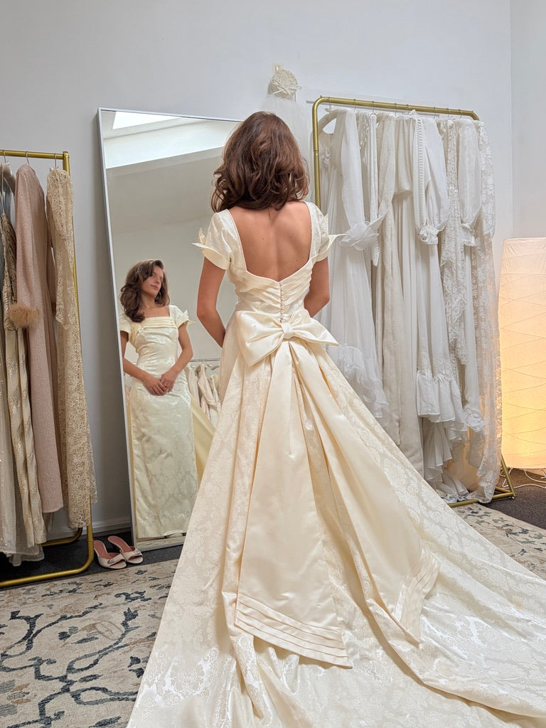Vintage 90s jacquard column wedding dress with detachable train
