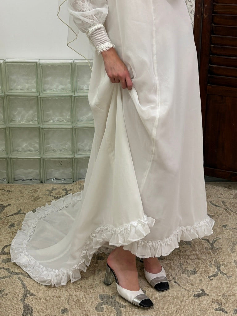 Vintage 70s long sleeve high neck wedding gown with train