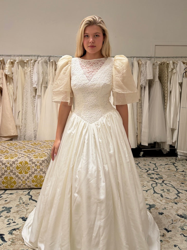 Vintage 1986 silk puff sleeve basque waist wedding dress with train