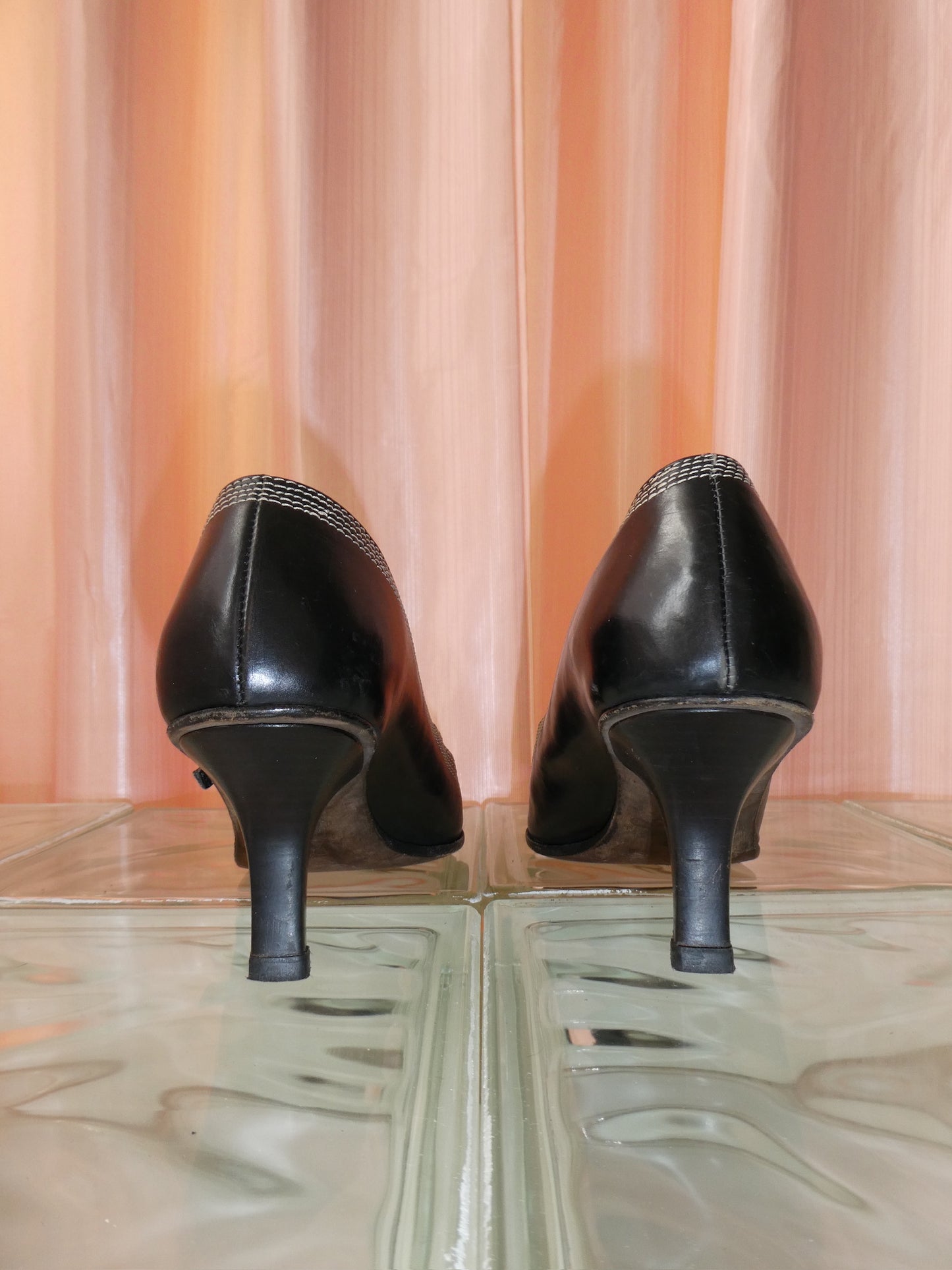 Via Spiga black pointed toe leather heels with white stitching size 38