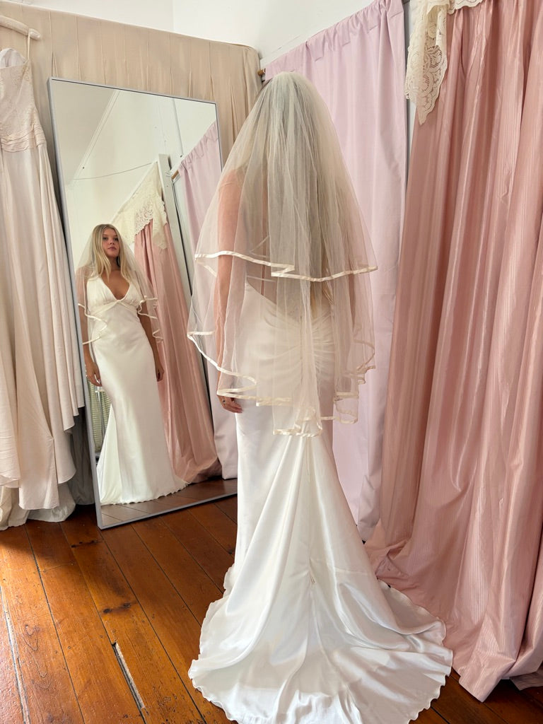 Vintage y2k ivory satin open back wedding dress with train