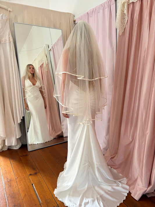 Vintage y2k ivory satin open back wedding dress with train