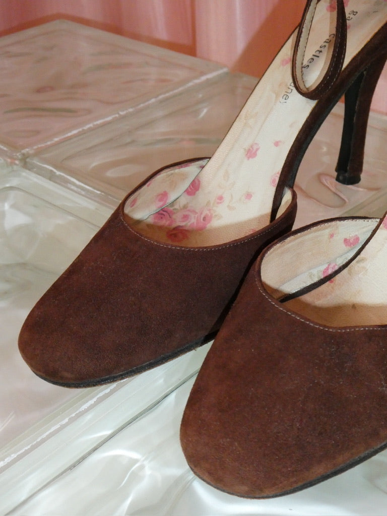Brown suede stiletto heels size 40