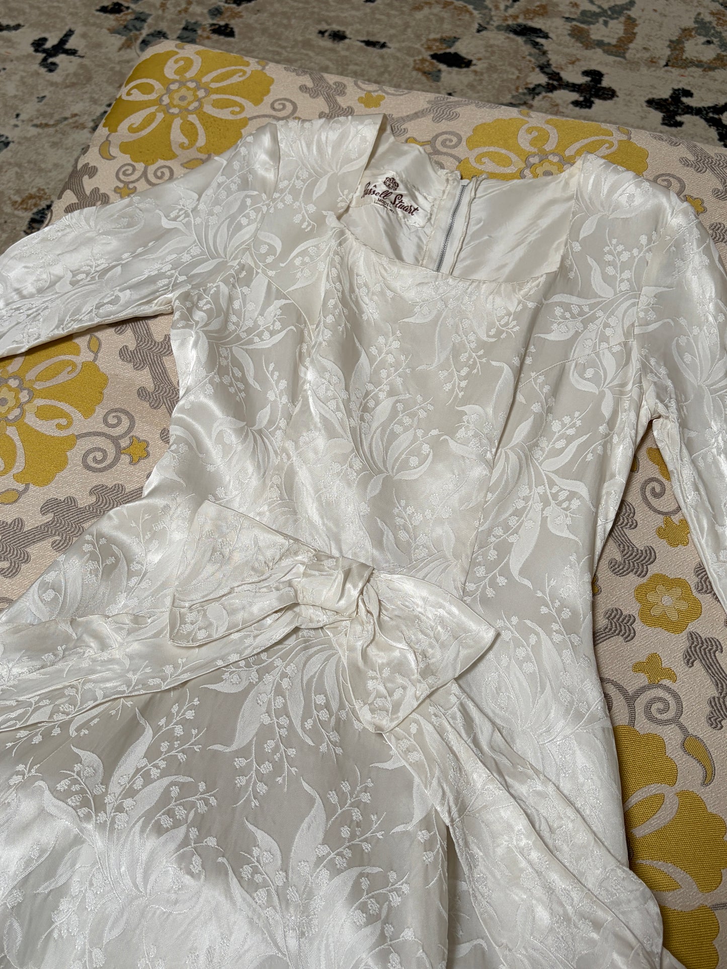 Vintage 60s Ivory drop waist long sleeve wedding gown with bow detail