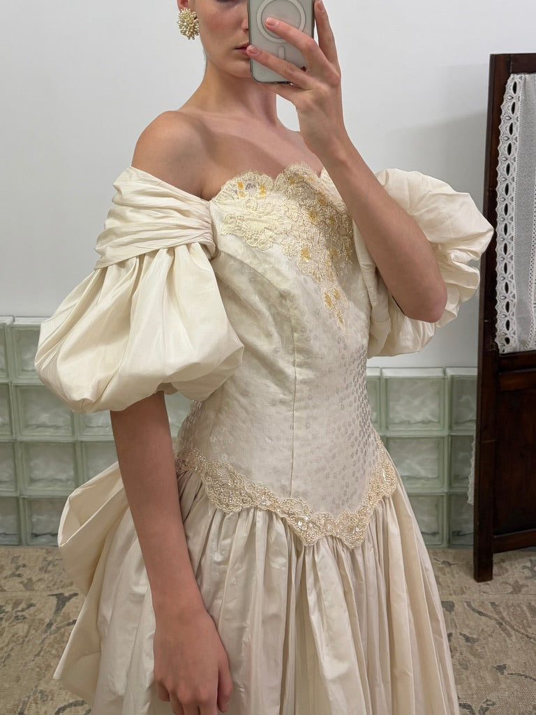 Vintage 80s silk taftetta drop waist princess wedding gown with train