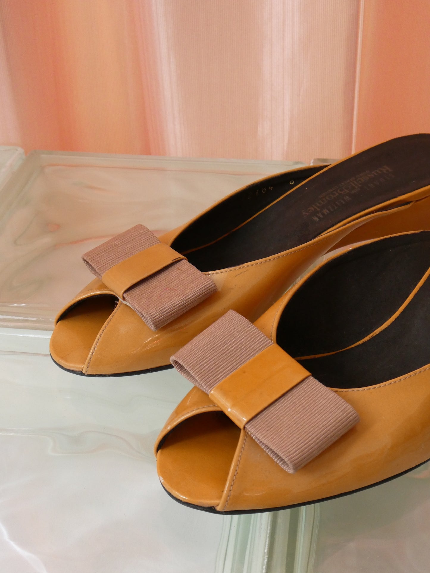 Stuart Weitzman for Russel & Bromley tan kitten heel mules with bow size 36