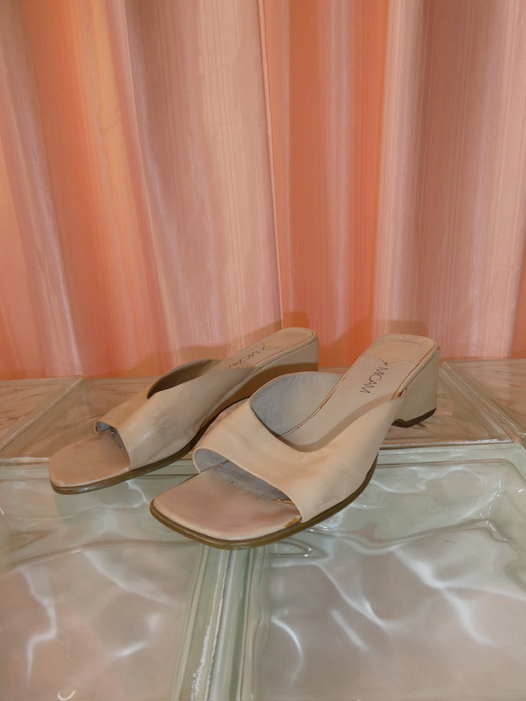 Cream leather square toe mules size 38