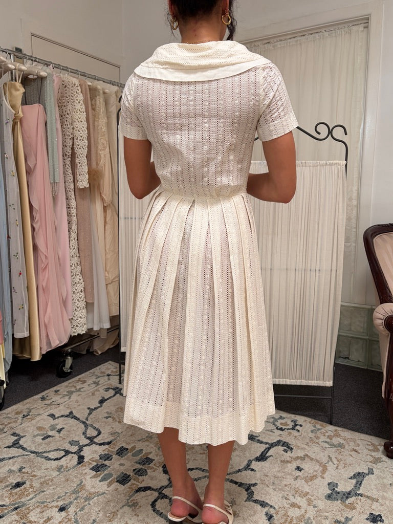 Vintage 50s ivory cotton broderie anglaise midi dress with sailor collar