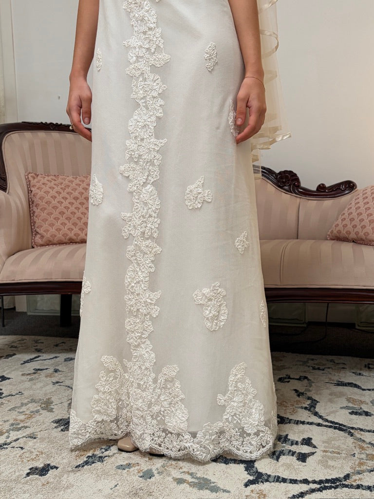 Vintage 60s Alfred Angelo high neck alençon lace column wedding dress
