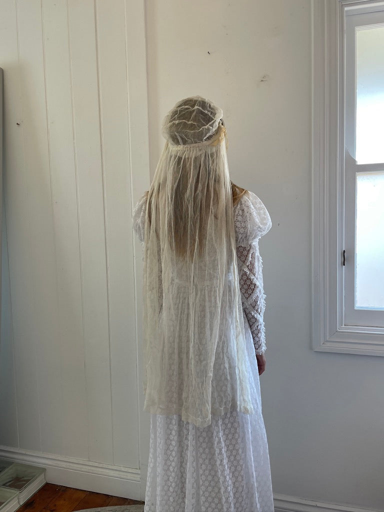 Antique 20s Juliet Cap veil with ruffles and satin ribbon flowers