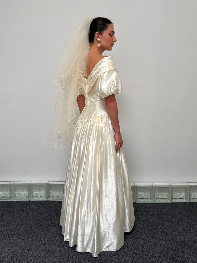 Vintage 90s cream satin basque waist princess wedding dress