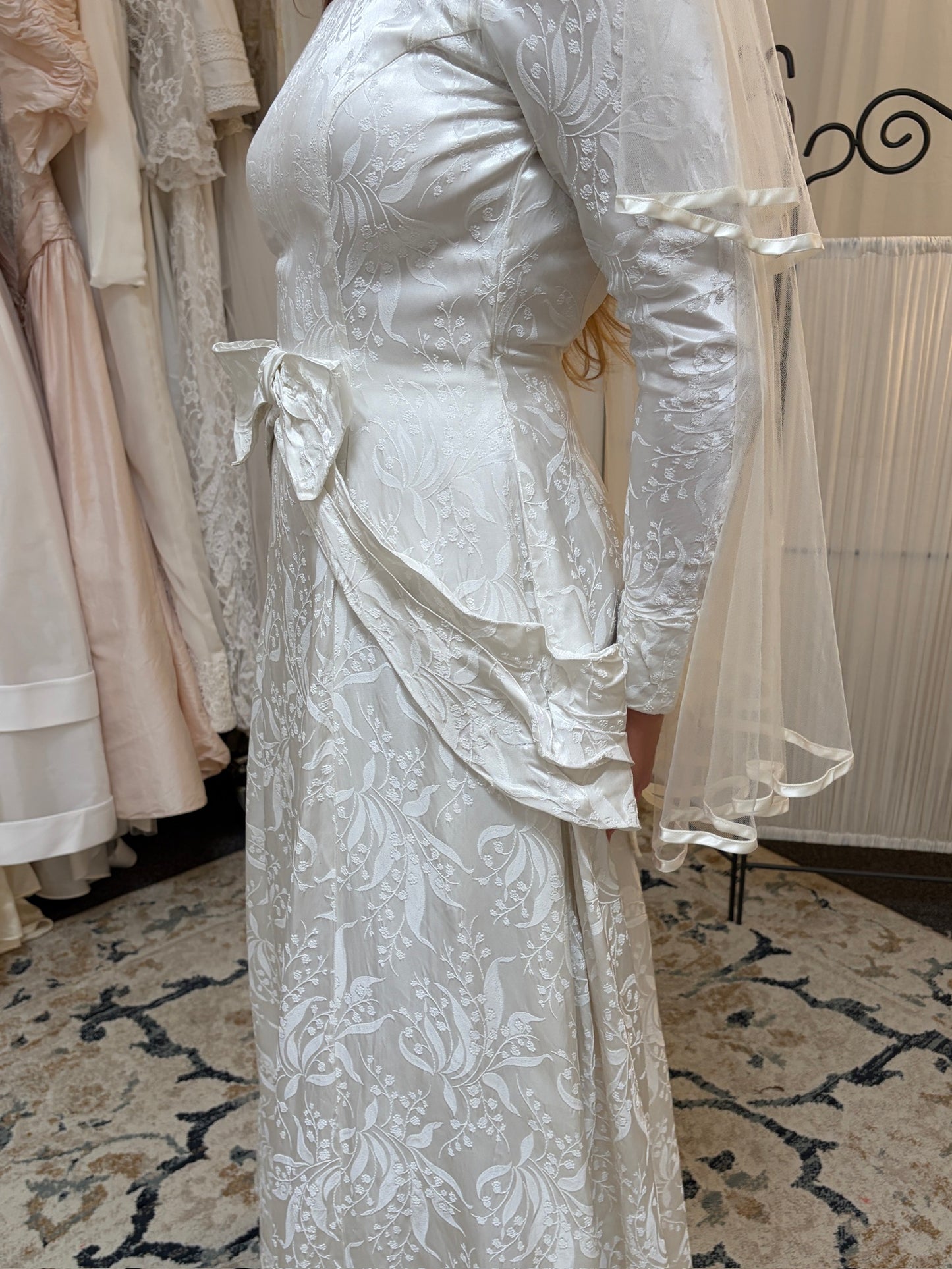 Vintage 60s Ivory drop waist long sleeve wedding gown with bow detail