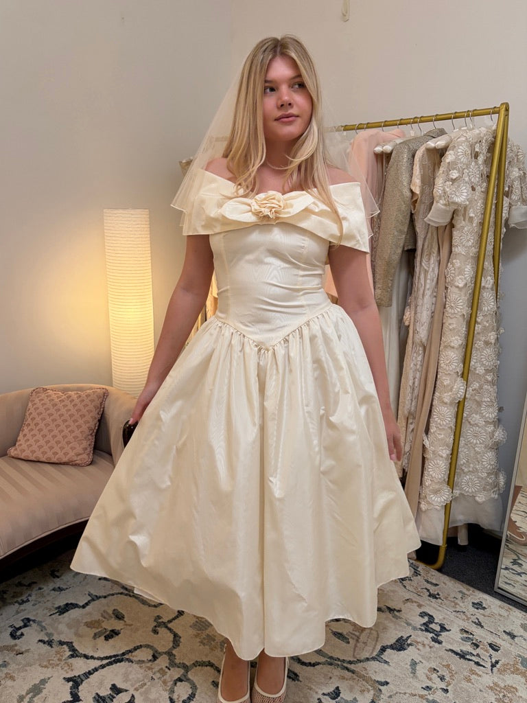 Vintage 90s cream off shoulder tea length basque waist wedding dress with rosette