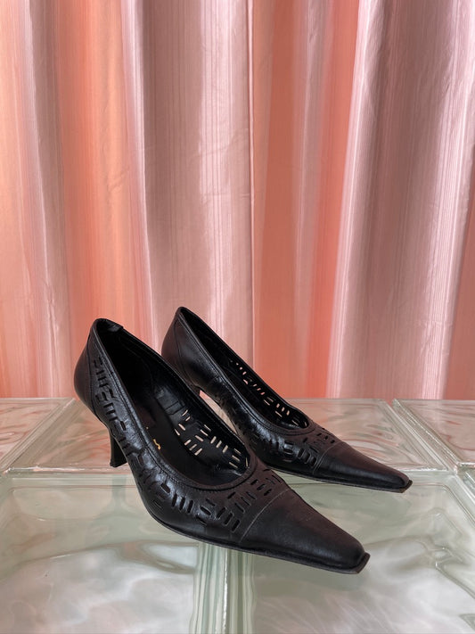 Black leather laser cut pointed to kitten heels size 36