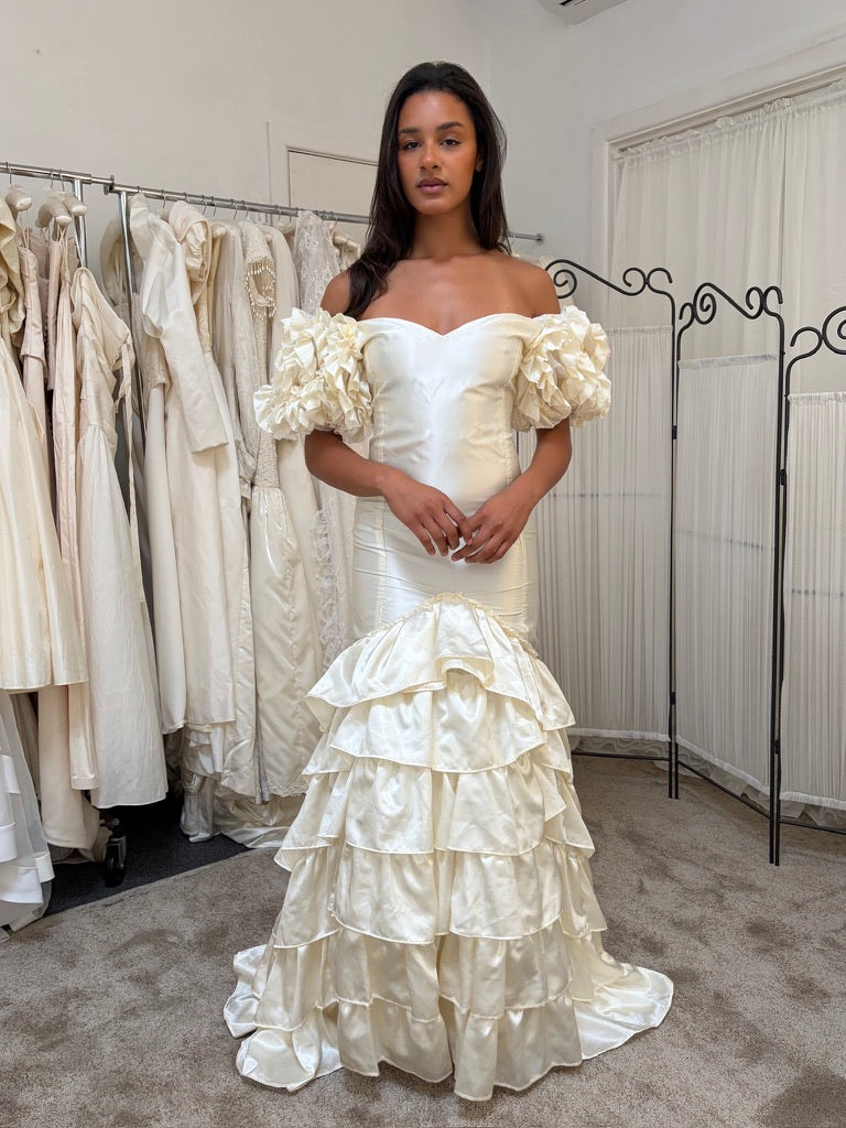 Vintage 00s cream satin drop waist tiered wedding dress