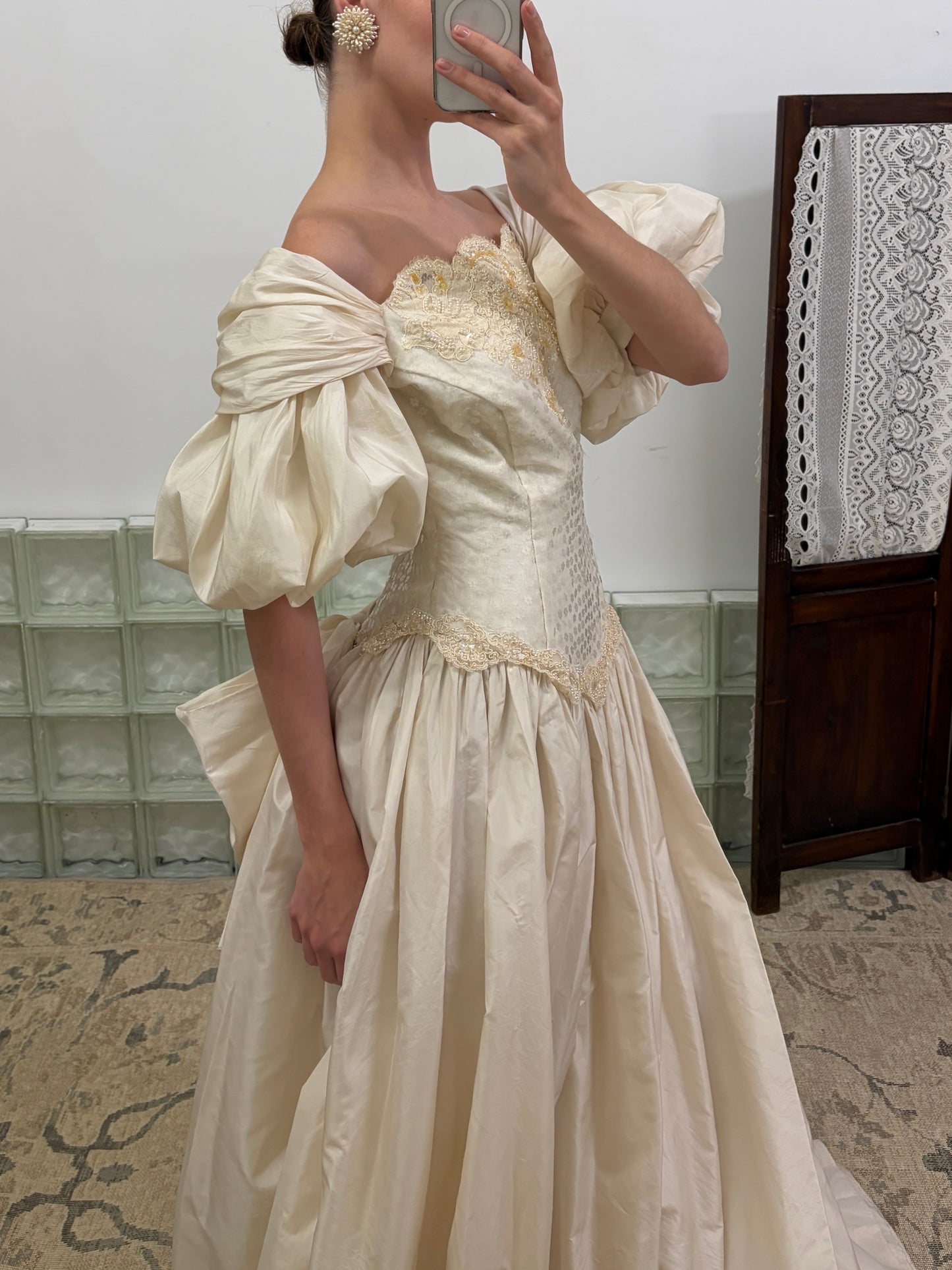Vintage 80s silk taftetta drop waist princess wedding gown with train