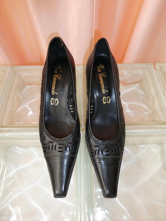 Black leather laser cut pointed to kitten heels size 36