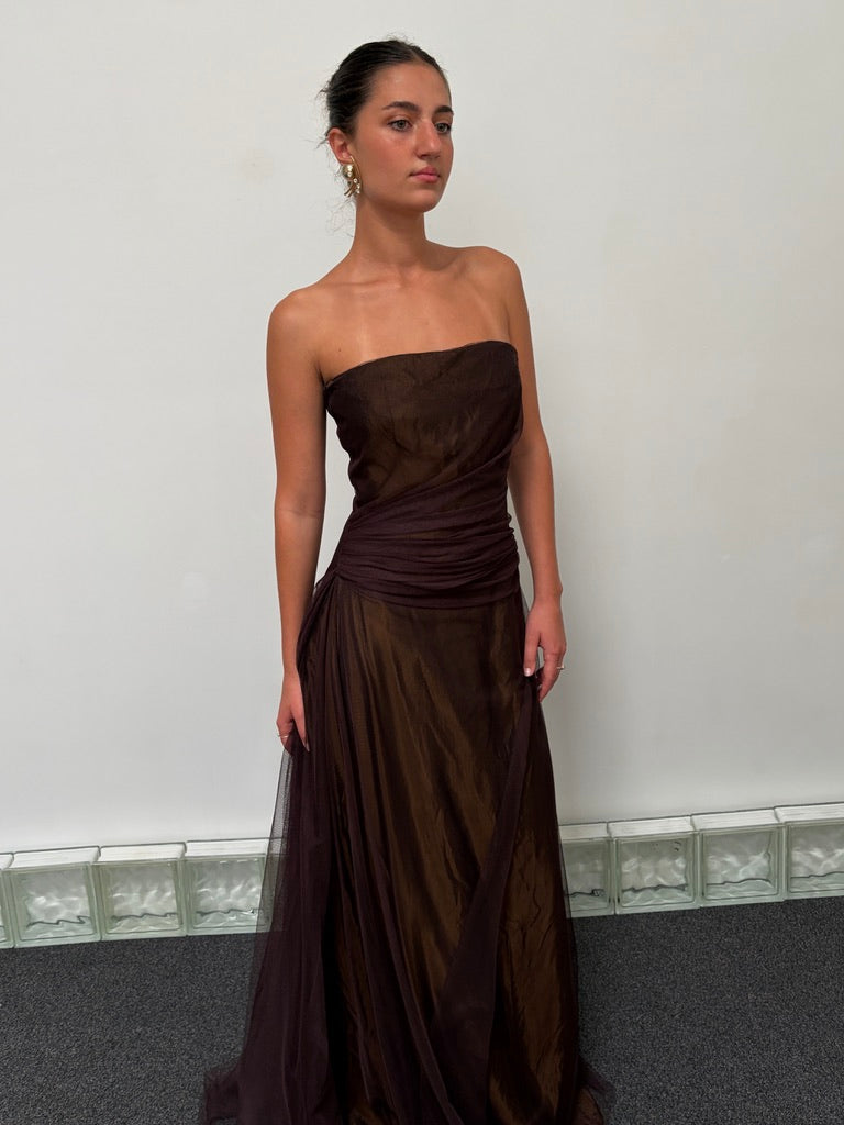 Vintage y2k Vera Wang chocolate brown strapless gathered tulle gown