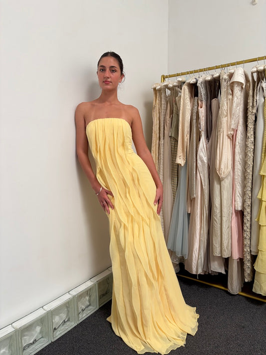 Vintage y2k Vera Wang yellow strapless ruffle gown