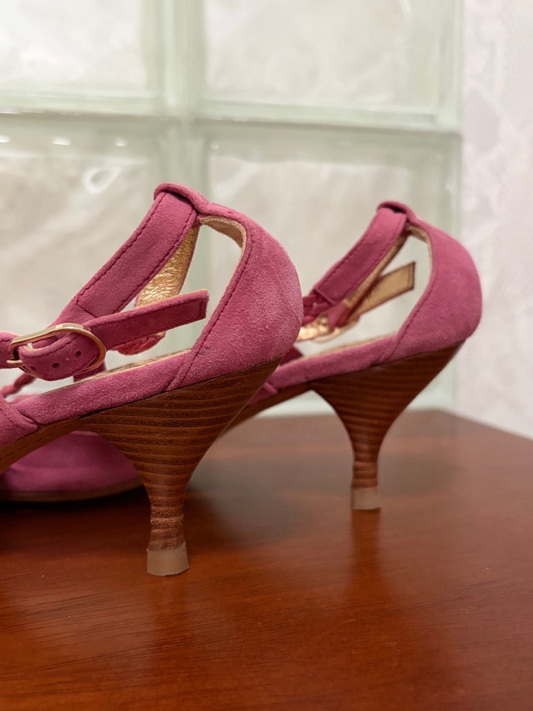 Vintage Loewe pink suede pointed toe heels with braided straps