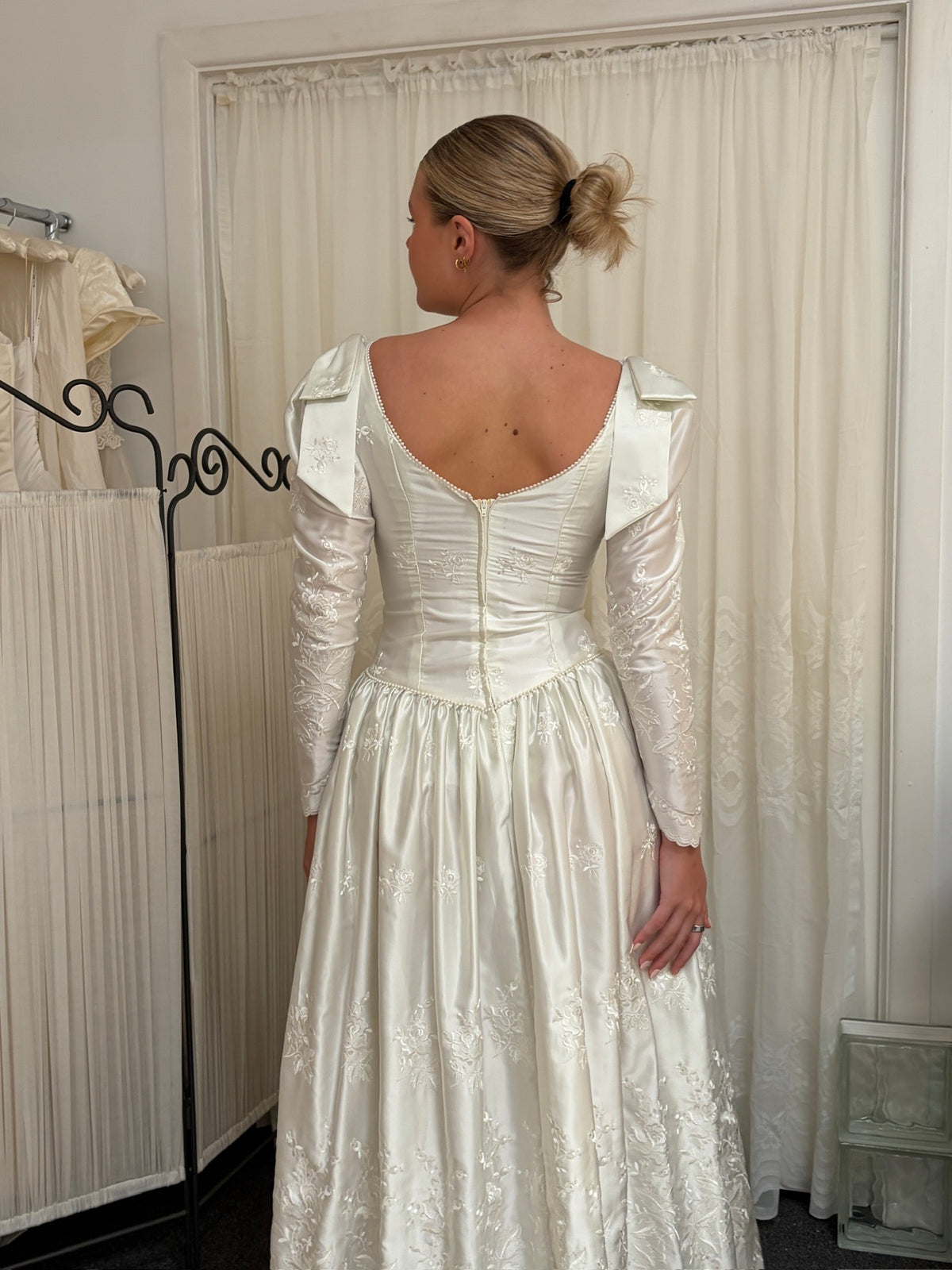 Vintage 80s satin basque waist long sleeve wedding gown with bows