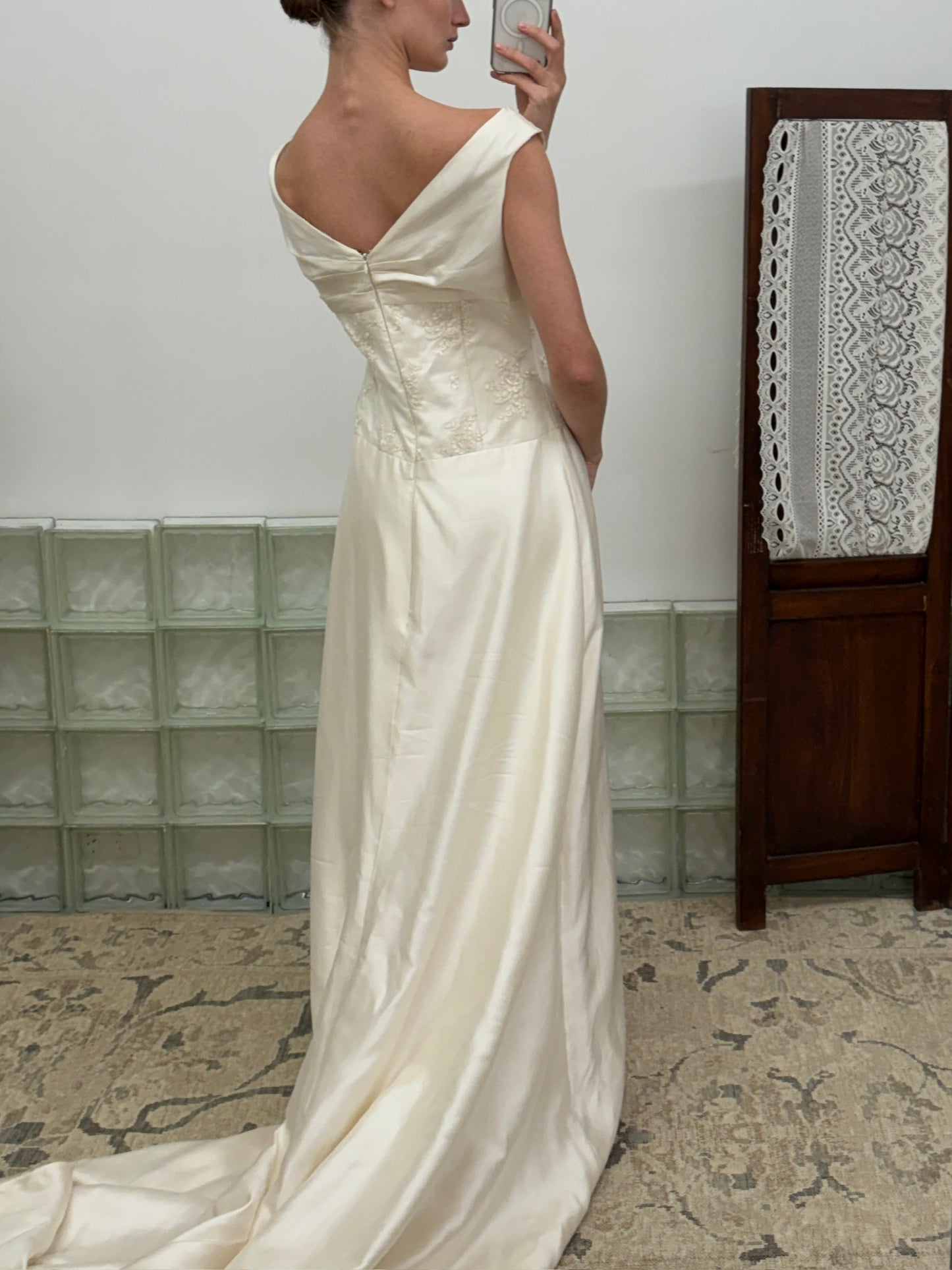 Vintage 90s pure silk wide v neck wedding gown with train