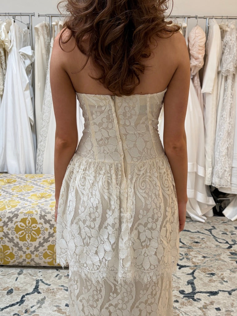 Vintage 80s strapless tiered lace column wedding dress