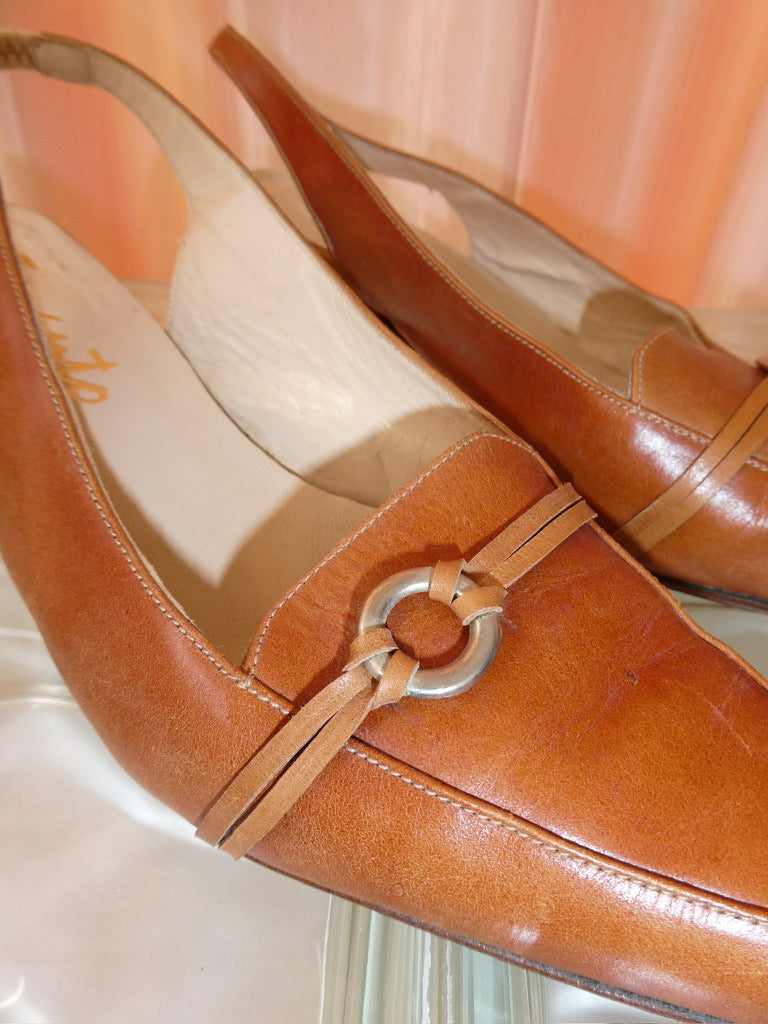 Taranto tan leather sling back kitten heels size 39