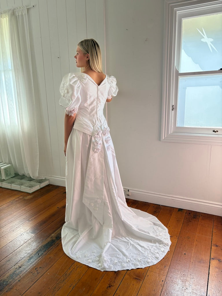 Vintage 90s ivory basque waist puff sleeve wedding gown 3D floral appliqué