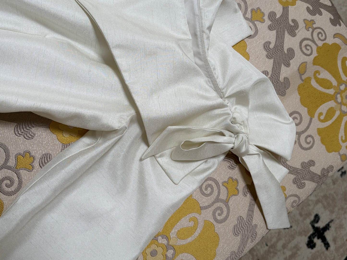 Vintage 90s basque waist off shoulder long sleeve wedding dress with bows