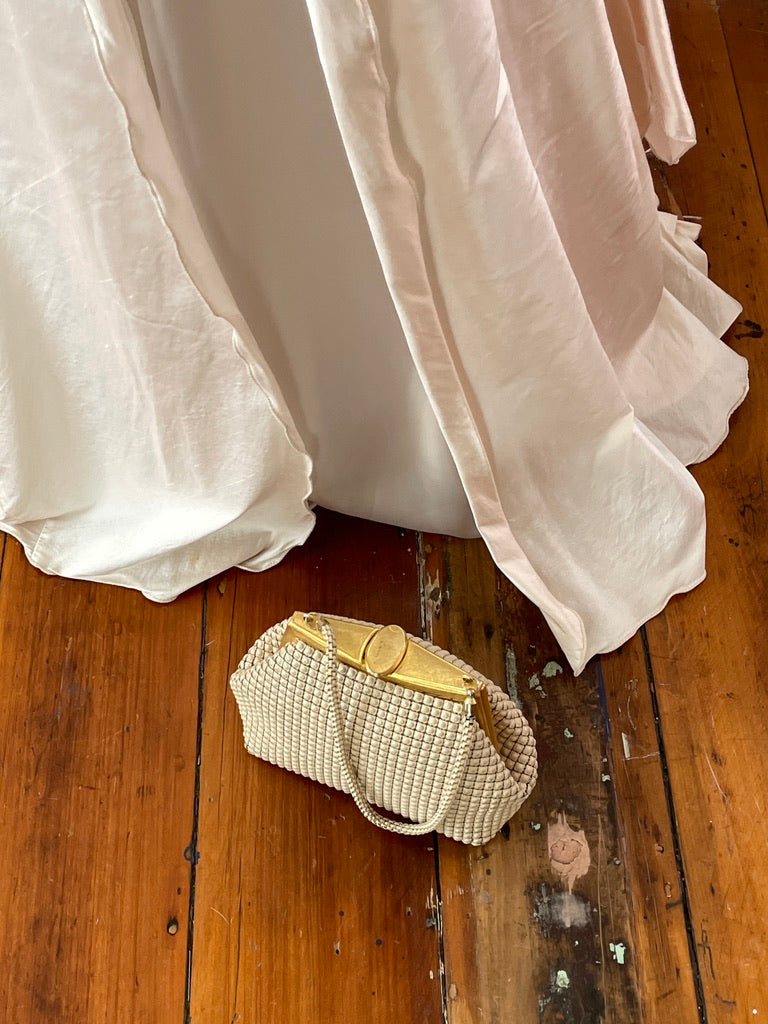 Vintage 60s cream mesh top handle bag with gold hardware