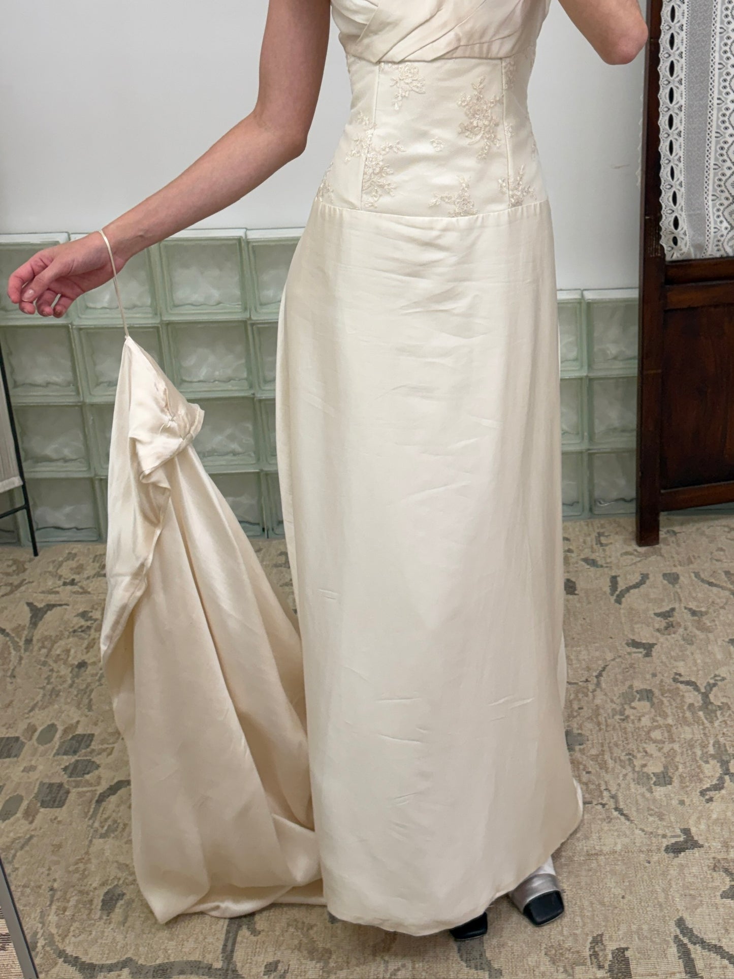 Vintage 90s pure silk wide v neck wedding gown with train
