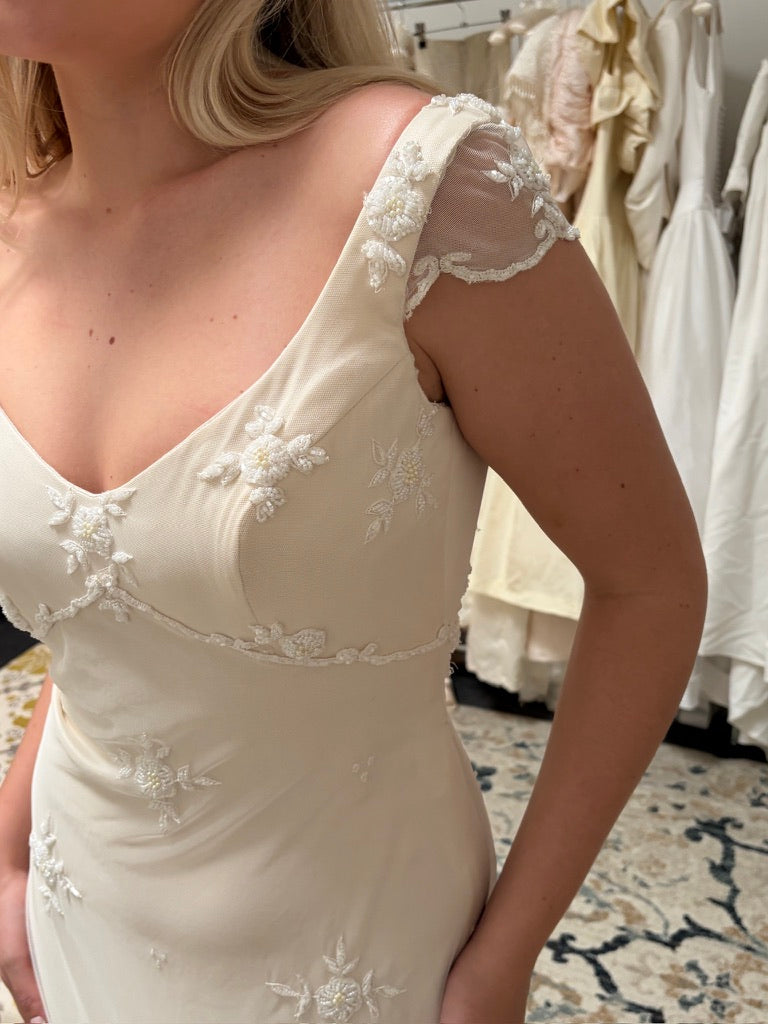 Vintage 00s Wendy Makin backless beaded wedding dress