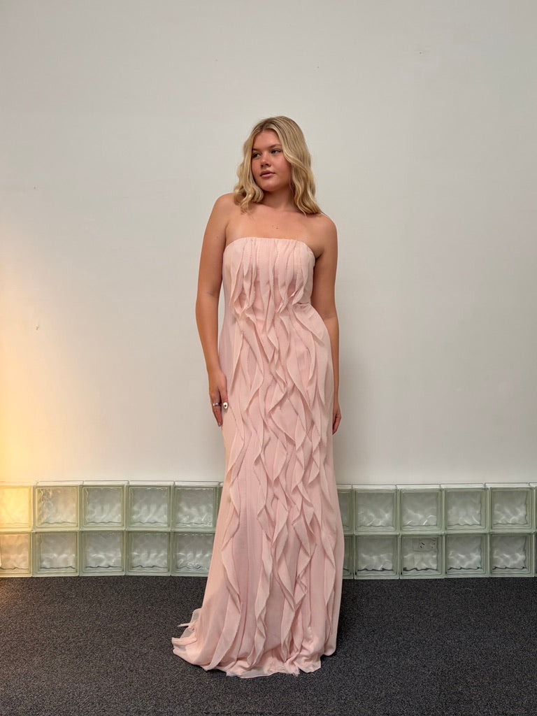 Vintage y2k Vera Wang pink cascading ruffle evening gown