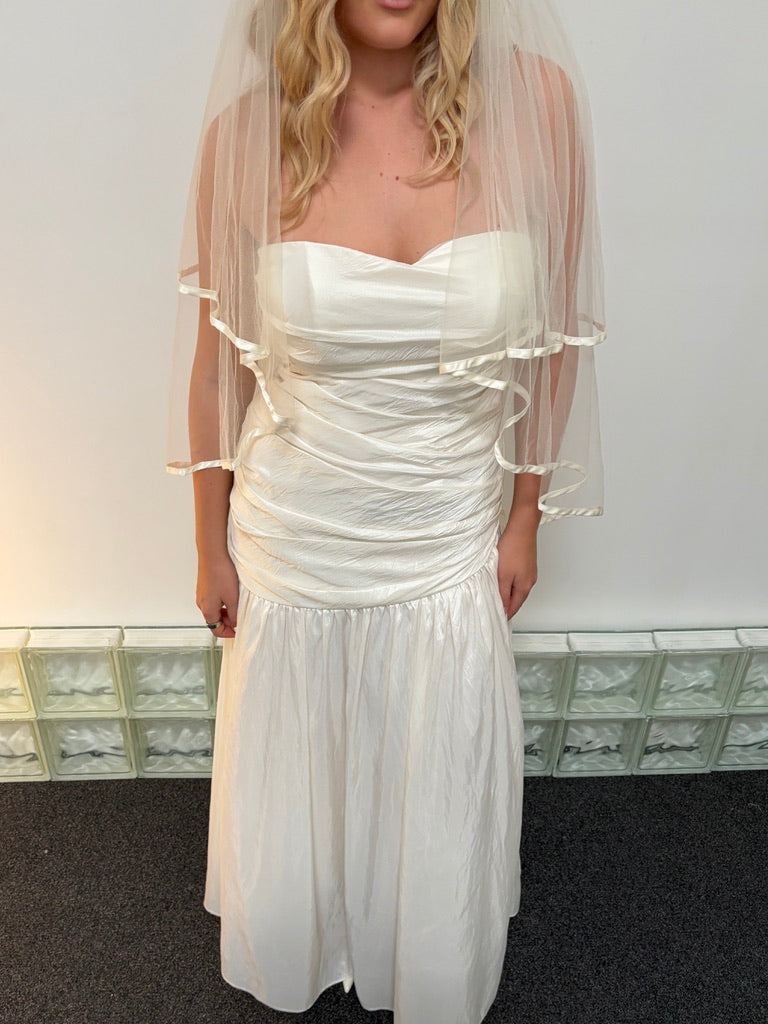 Vintage y2k strapless drop waist asymmetric wedding gown