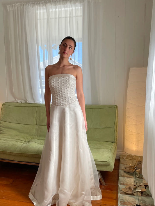 Vintage Y2K strapless a-line gown with floral detailing and satin ribbon trim