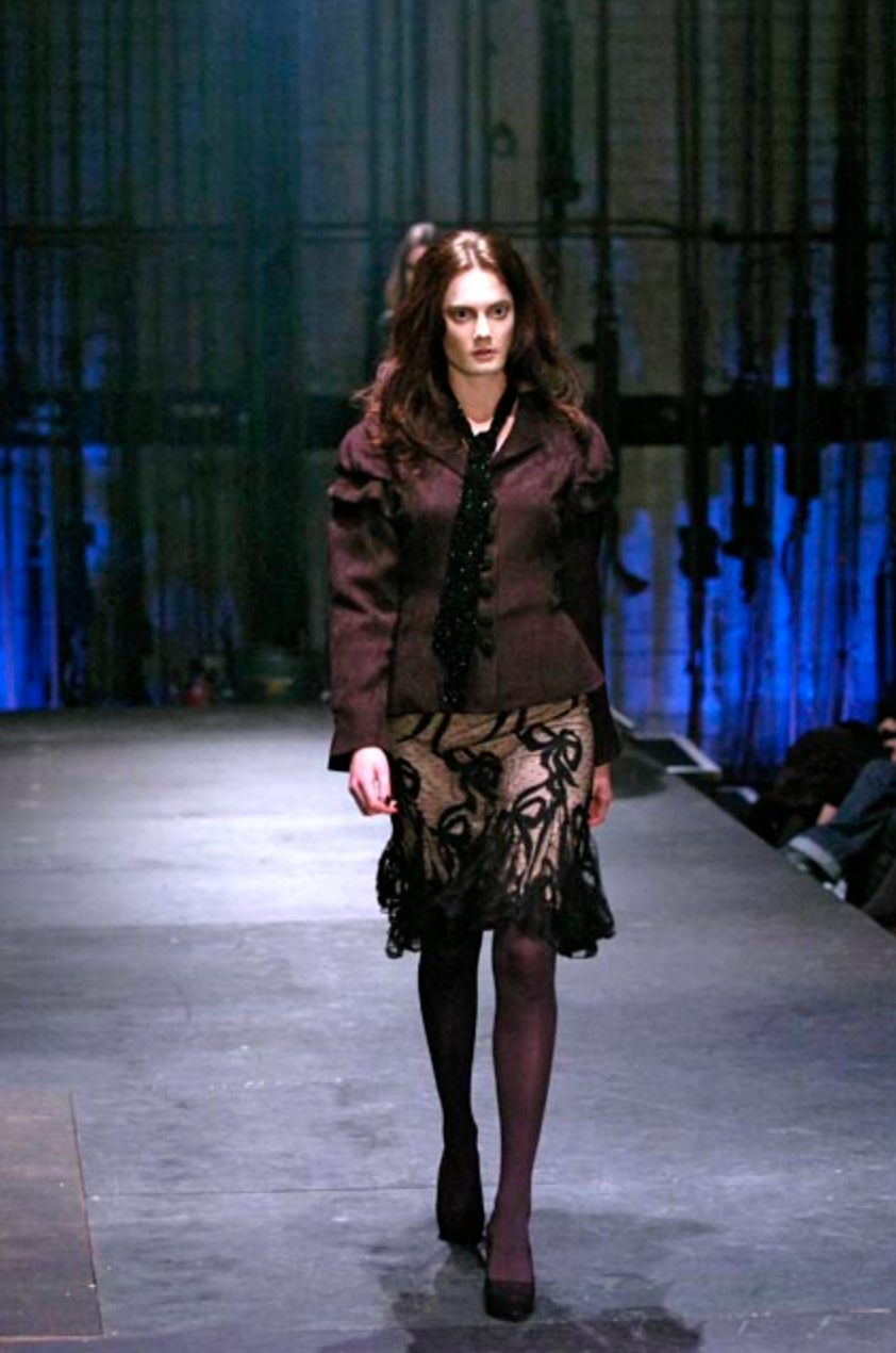 Vintage FW 2007 Trelise Cooper lace bow skirt