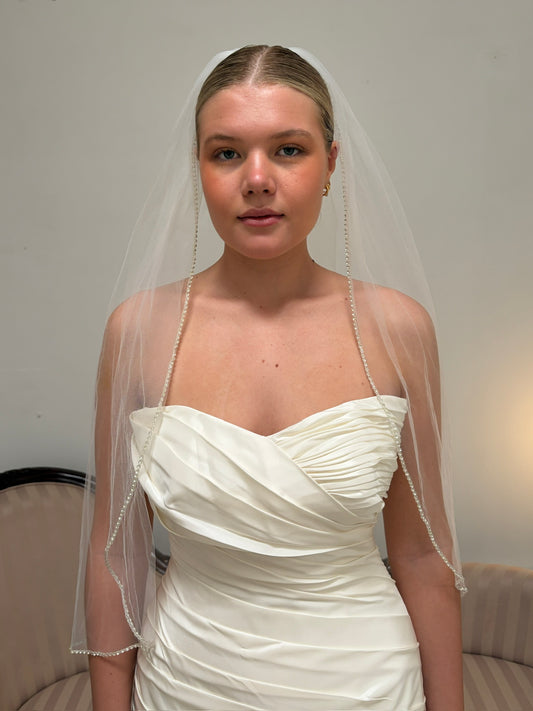 Vintage y2k ivory elbow veil with rhinestone edging