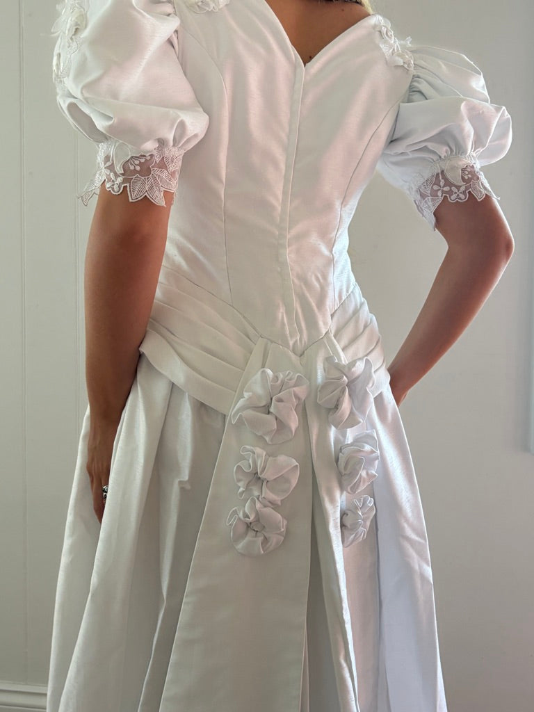 Vintage 90s ivory basque waist puff sleeve wedding gown 3D floral appliqué