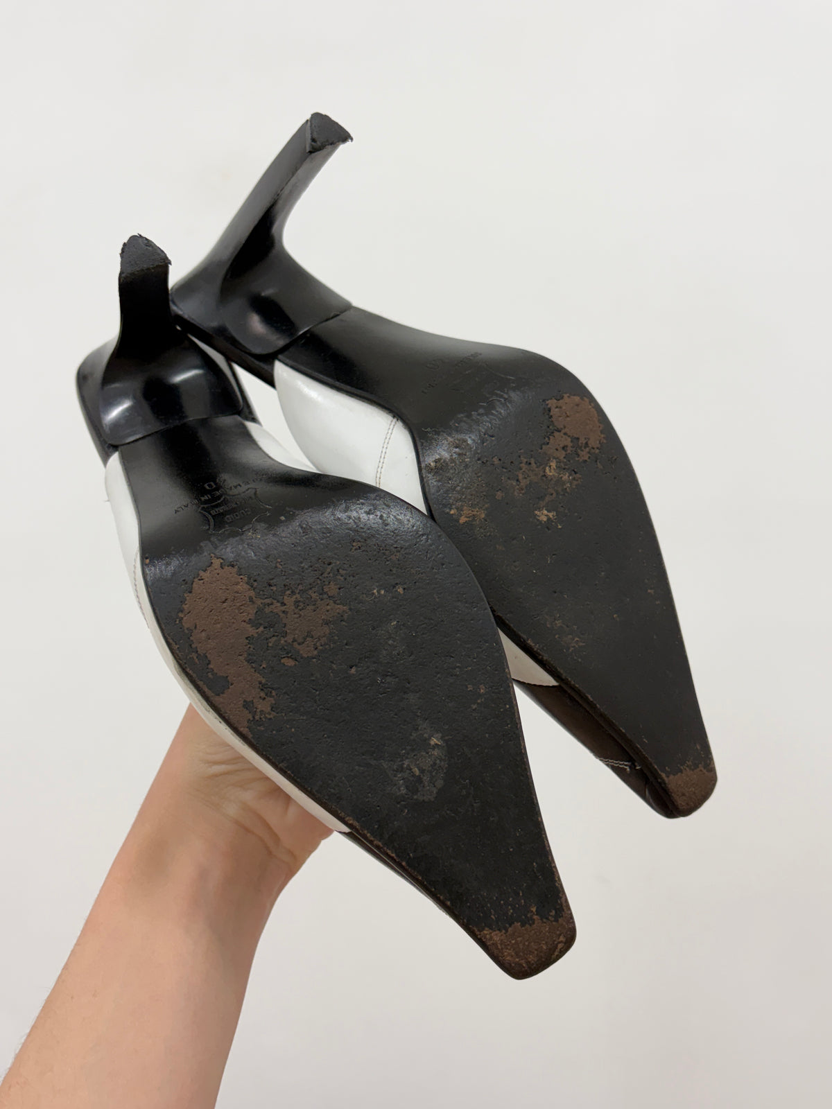 Vintage 90s NMP two tone pointed toe mule heels