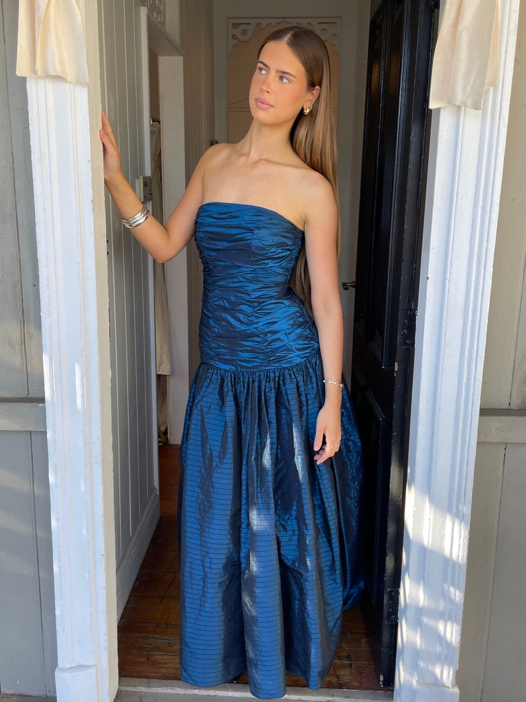 Vintage 80s Alyce blue strapless drop waist evening gown