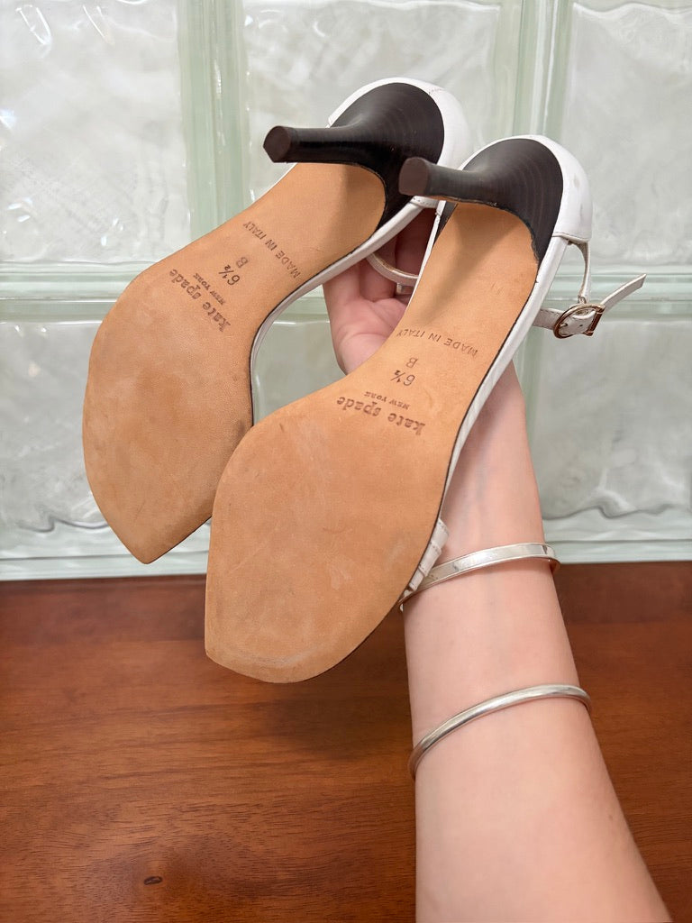 Vintage Kate Spade white leather stiletto heels with bow