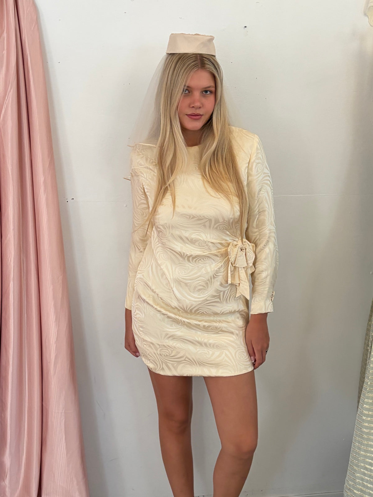 Vintage 90s cream long sleeve pure silk bridal mini dress with bow