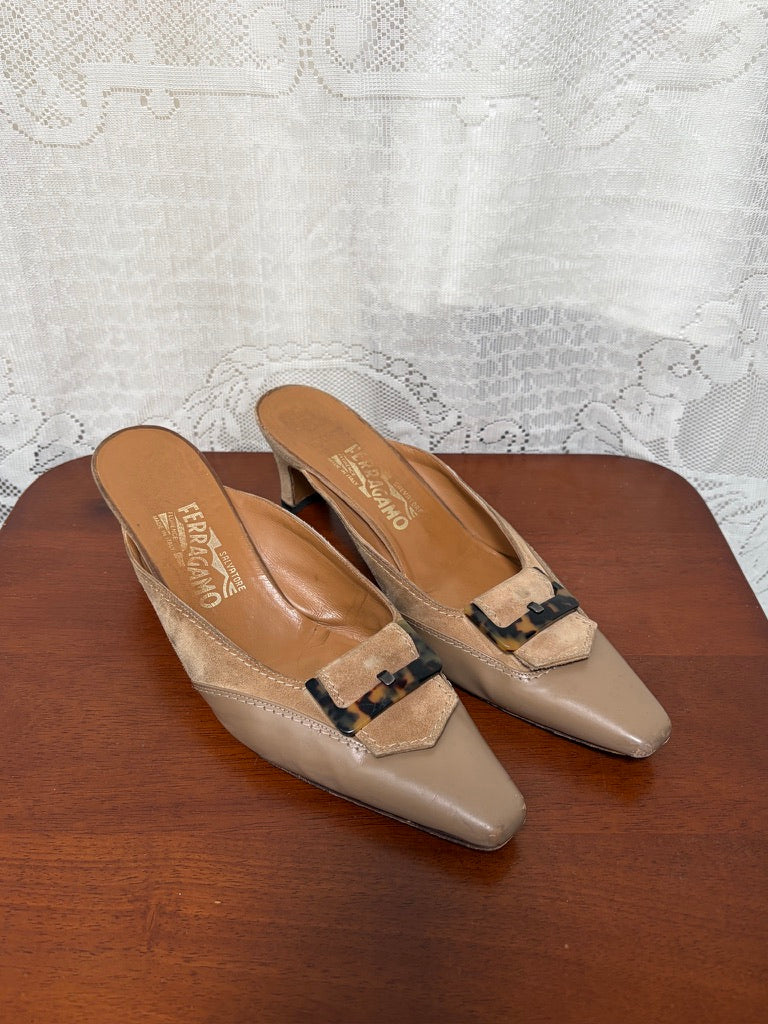 Vintage Salvatore Ferragamo suede buckle pointed toe kitten heels