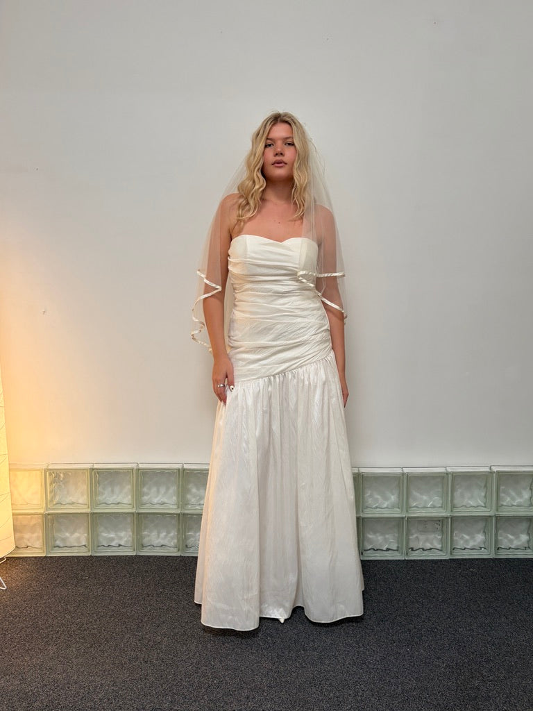 Vintage y2k strapless drop waist asymmetric wedding gown